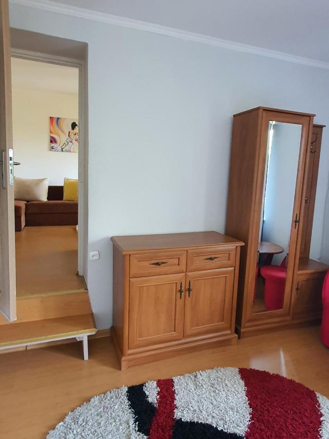 Dom Goscinny Marta - Pokoje, Apartamenty, Domki ครีนิซามอร์สกา ภายนอก รูปภาพ